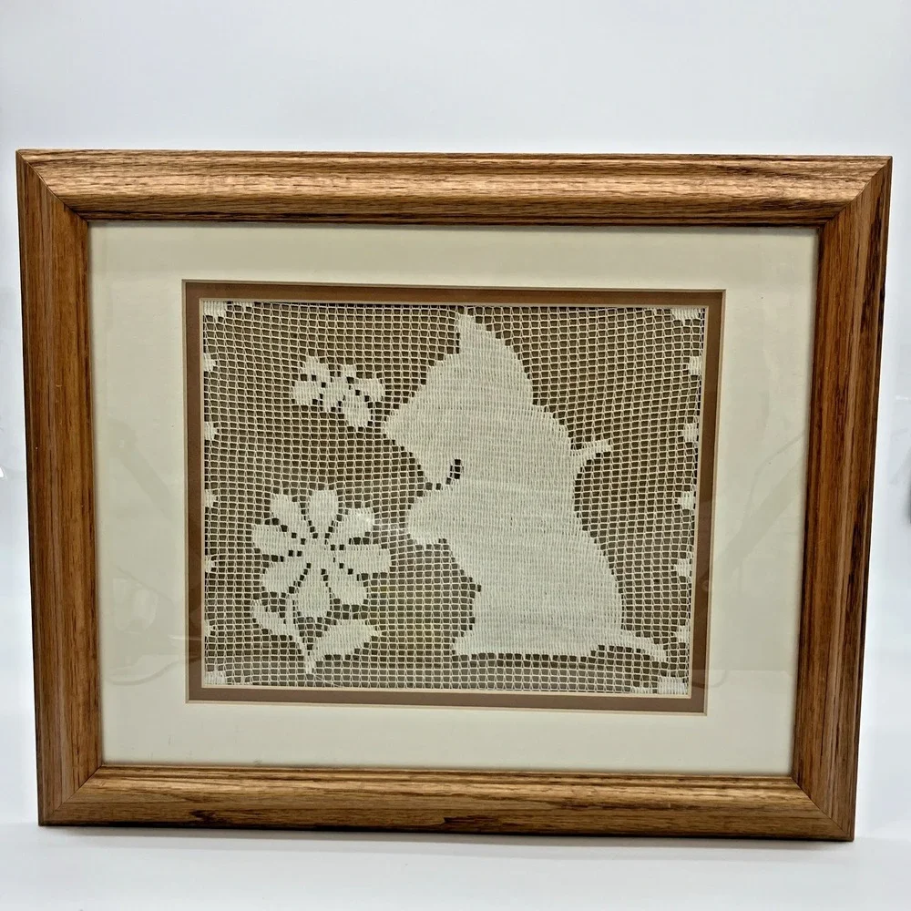 Vtg. Framed Doily‎ Scottie Dog Scottish Terrier Butterfly Flower Wall Hanging